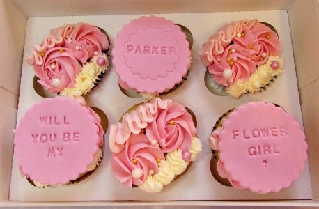 Flower girl cupcakes